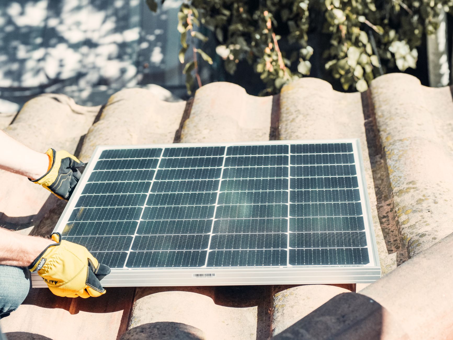 Installateur panneaux solaires équipe à Sarcelles